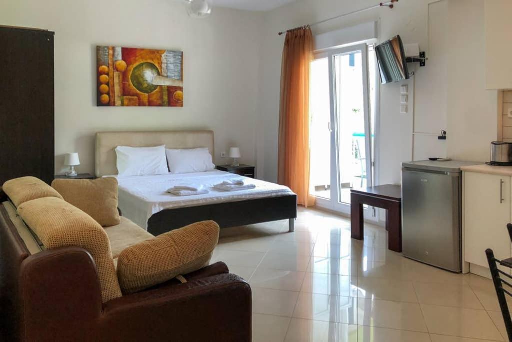 Cozy Studio Near The Beach 1Stfloor Nea Iraklitsa Exterior foto